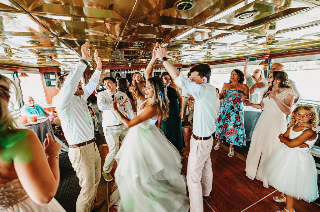 Dance party on the Yacht Starship